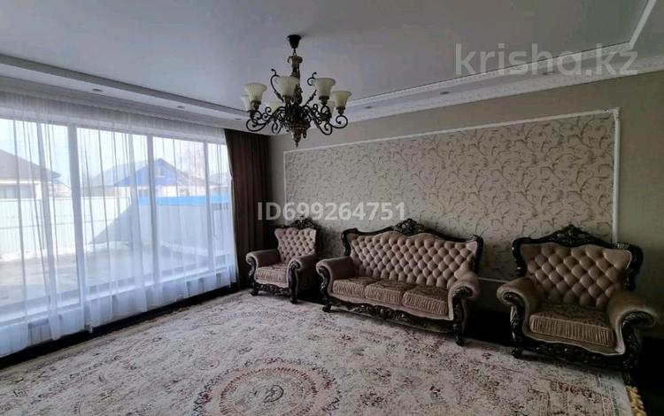 Отдельный дом · 6 комнат · 270 м² · 7 сот., Восточная 34 — Дару за 55 млн 〒 в Мичуринское — фото 2