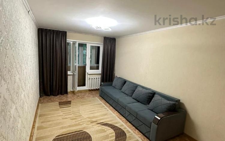 2-комнатная квартира · 46 м² · 2/4 этаж, мкр №6 37 за 250 000 ₸ в Алматы, Ауэзовский р-н — фото 3