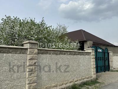Отдельный дом · 7 комнат · 225 м² · 10 сот., мкр Карасу, Есенина 13 за 38 млн 〒 в Таразе