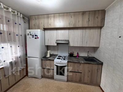 3-бөлмелі пәтер · 64 м² · 1/5 қабат, Майкудук, мкр Голубые пруды — Голубые пруды, Карла Макрса, бағасы: 23 млн ₸ в Караганде, Алихана Бокейханова р-н
