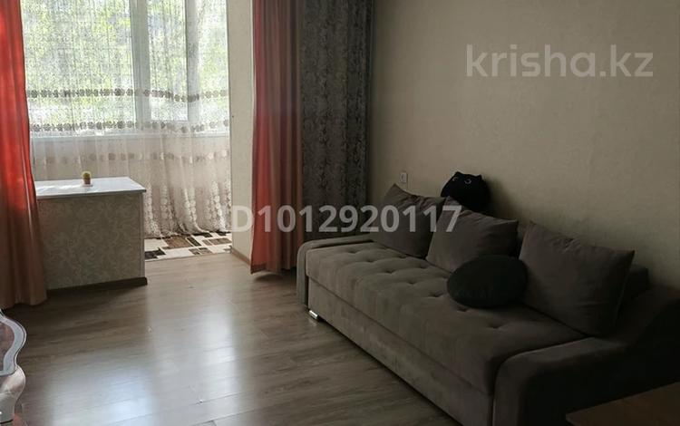3-бөлмелі пәтер · 60 м² · 2/9 қабат, Камзина 20 — Баянтау, бағасы: 220 000 ₸ в Павлодаре — фото 2