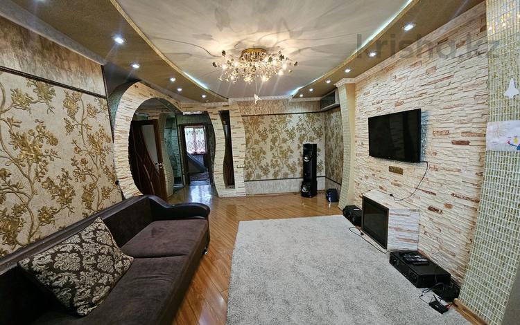 3-бөлмелі пәтер · 100 м² · 2/2 қабат, Мира 75/4 — Жангозина, бағасы: 300 000 ₸ в Каскелене — фото 2