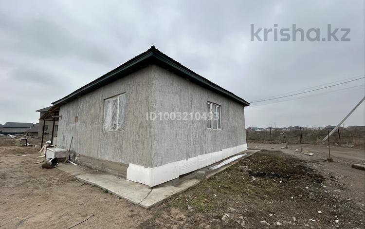 Отдельный дом · 3 комнаты · 90 м² · 8 сот., Карасай батыра 133 — Алматинская область, город Алатау, микрорайон Коякус за 25 млн ₸ в Коянкусе — фото 2