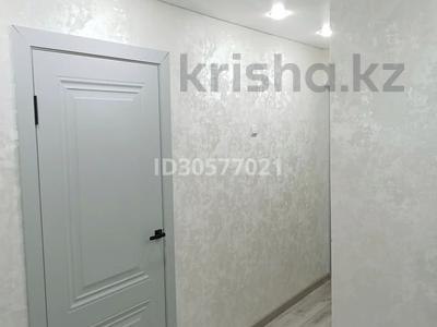 4-комнатная квартира · 72 м² · 5/5 этаж, проспект Абая 123 — улица Казыбек би - проспект Абая за 32 млн ₸ в Таразе