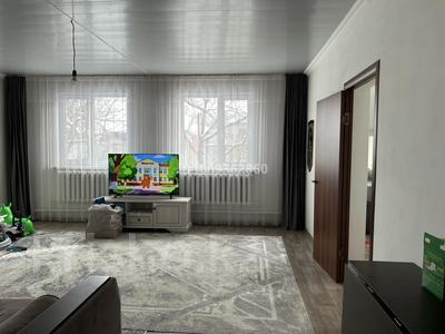Жеке үй · 4 бөлме · 100 м² · 10 сот., Өрікті (Красный Восток), бағасы: 23 млн 〒 в Есик