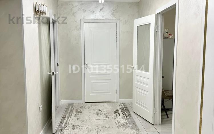 3-комнатная квартира · 87 м² · 5/5 этаж, 19-й мкр 38/1 за 28 млн ₸ в Актау — фото 2