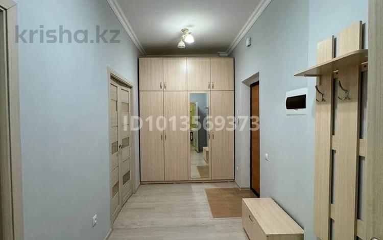 1-комнатная квартира · 50 м² · 10/17 этаж, Керей и Жанибек хандар 22 за 230 000 ₸ в Астане, Есильский р-н — фото 2