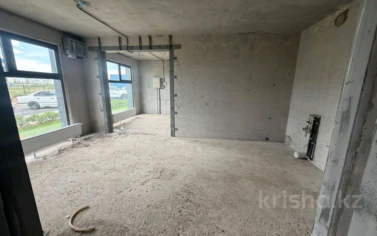 Свободное назначение · 45.4 м² за 32 млн ₸ в Астане, Нура р-н — фото 3