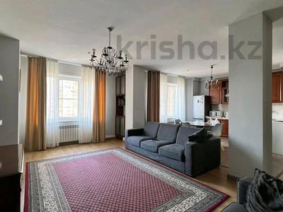 2-бөлмелі пәтер · 85 м² · 8/36 қабат, Кабанбай батыра 11, бағасы: 400 000 ₸ в Астане, Есильский р-н