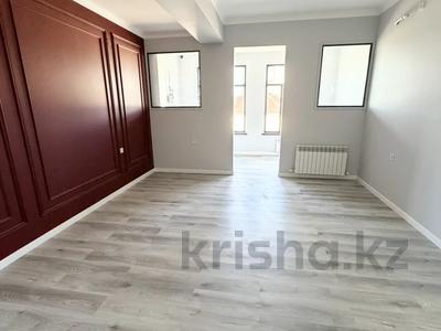 Офисы, кабинеты и рабочие места, студии · 56 м² за 300 000 ₸ в Шымкенте