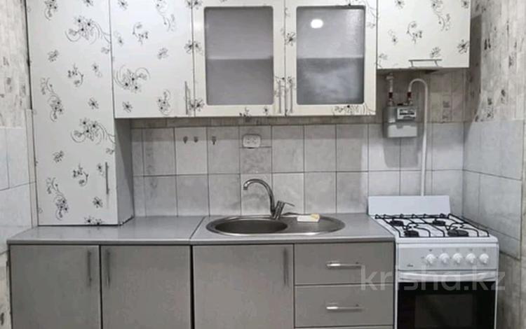 3-комнатная квартира · 59 м² · 1/5 этаж, украинская 215 за 16 млн 〒 в Петропавловске — фото 2