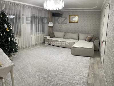 Жеке үй · 4 бөлме · 80 м² · 11 жүзд., Гагарина 12А — Где 33 школа, бағасы: 41 млн ₸ в 