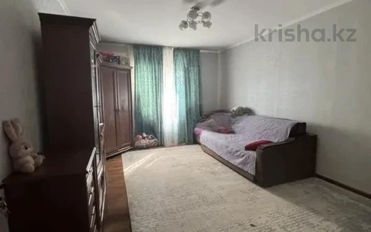 1-комнатная квартира · 49 м² · 13/16 этаж, мкр Мамыр-1 за 36 млн ₸ в Алматы, Ауэзовский р-н — фото 6