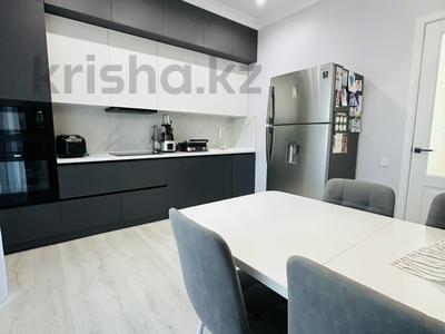 3-комнатная квартира · 83 м² · 2/12 этаж, Мухамедханова 4Б — Толе би за 85 млн 〒 в Астане, Есильский р-н