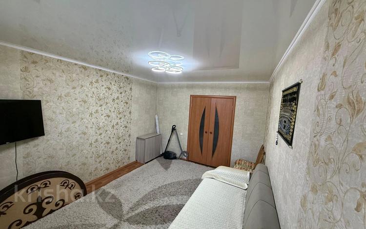 2-комнатная квартира · 60 м² · 2/9 этаж, Кизатова 5н за 230 000 ₸ в Петропавловске — фото 2