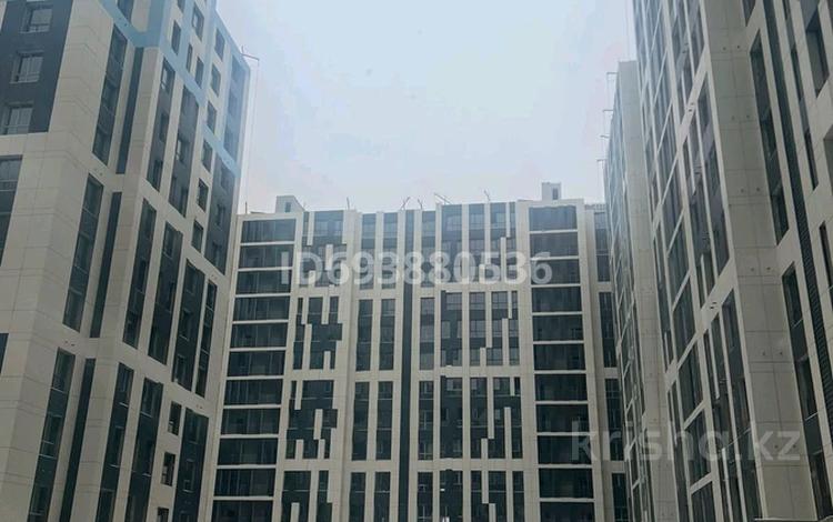2-комнатная квартира, 77 м², 1/12 этаж, Емцова за 30.4 млн 〒 в Алматы, Алмалинский р-н — фото 2