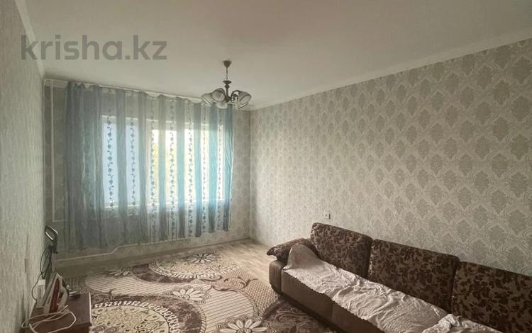 1-комнатная квартира · 40 м² · 4/9 этаж, мкр Аксай-5 16 за 28 млн ₸ в Алматы, Ауэзовский р-н — фото 2