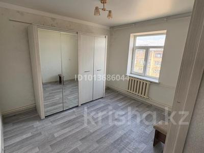 3-комнатная квартира · 60 м² · 5/5 этаж, Строителей 6 за 13 млн ₸ в Аксукенте