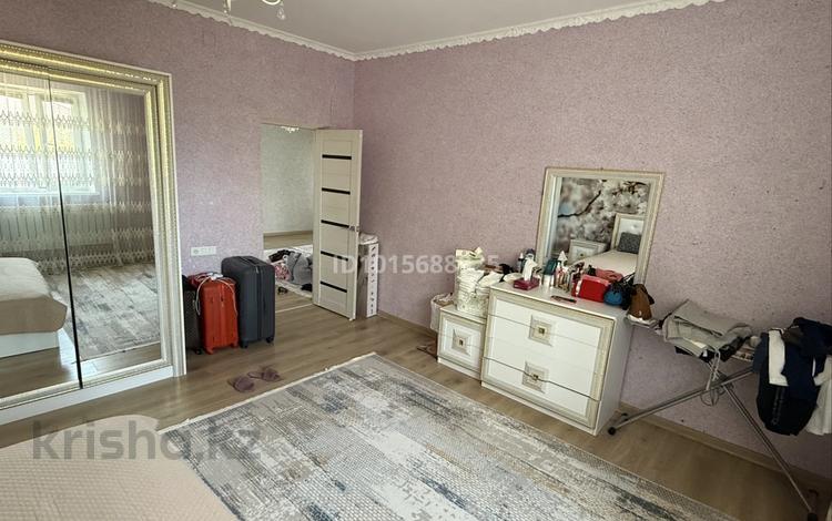 Жеке үй · 4 бөлме · 140 м² · 9 жүзд., Көктем ш/а., Зинолла Истаев 12, бағасы: 33 млн ₸ в Атырау, мкр Коктем — фото 2