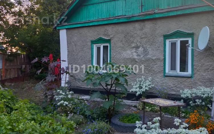 Отдельный дом · 4 комнаты · 60 м² · 6 сот., мкр Новый Город, Районная — Авторынок за 10 млн 〒 в Караганде, Казыбек би р-н — фото 2