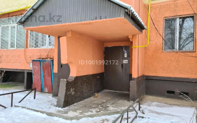 2-бөлмелі пәтер · 47.6 м² · 1/5 қабат, Гамалея 7 — По пересечению уд. кирова, бағасы: 11 млн ₸ в Таразе — фото 2