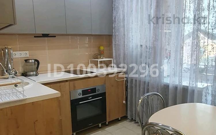 2-бөлмелі пәтер · 51 м² · 13/14 қабат, Набережная Иртыша 12 — Речного вокзала, бағасы: 250 000 ₸ в Усть-Каменогорске — фото 2