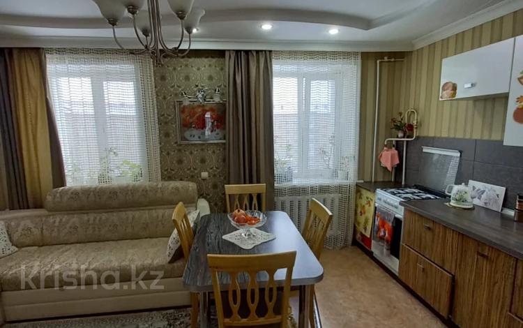 3-комнатная квартира, 62 м², 5/5 этаж, Гоголя за 23.4 млн 〒 в Петропавловске — фото 2