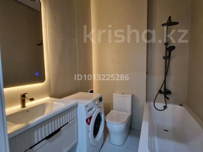 2-комнатная квартира · 45 м², Акберен 4 Б за 15 000 ₸ в Атырау, мкр Авангард-3