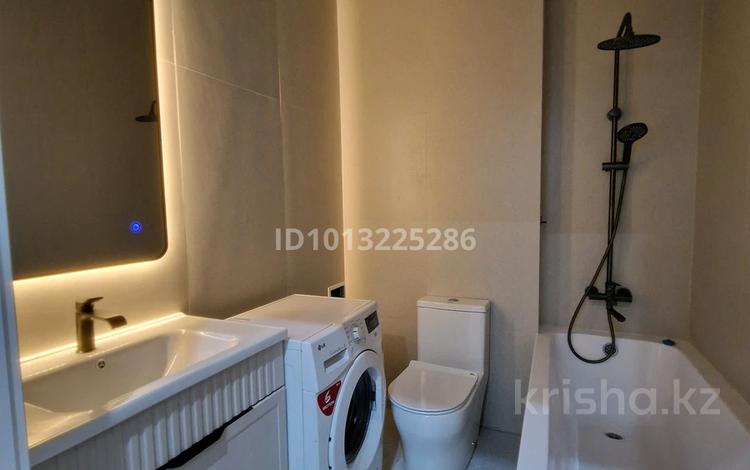 2-комнатная квартира · 45 м², Акберен 4 Б за 15 000 ₸ в Атырау, мкр Авангард-3 — фото 8