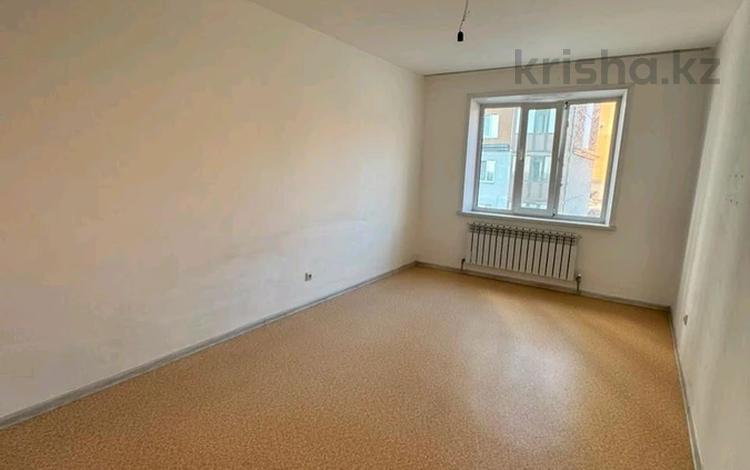 3-бөлмелі пәтер · 74 м² · 3/17 қабат, Горького, бағасы: 25.8 млн ₸ в Петропавловске — фото 2