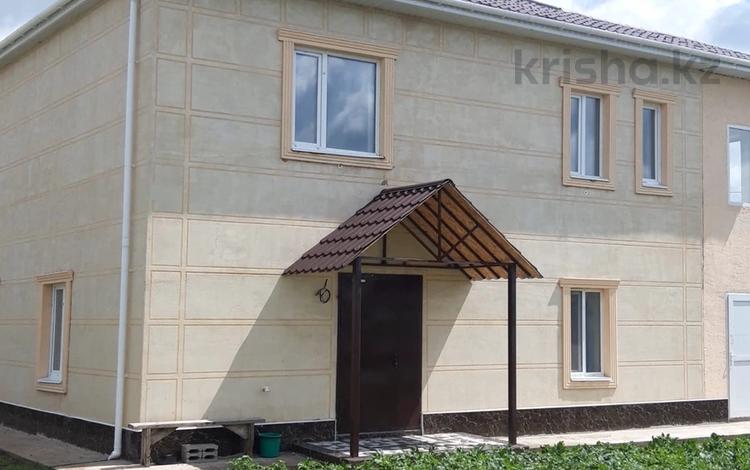 Отдельный дом · 5 комнат · 200 м² · 10 сот., Восточная 31 — Шикарное предложение !!! за 22 млн ₸ в Макинске — фото 2