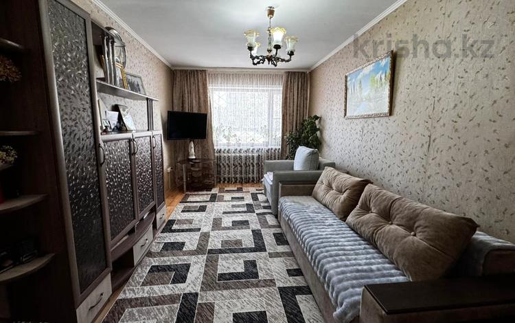 2-бөлмелі пәтер · 50 м² · 1/6 қабат, Камзина 18, бағасы: 13.2 млн ₸ в Аксу — фото 2