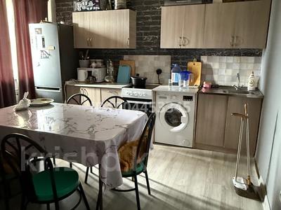 2-бөлмелі пәтер · 68.7 м² · 11/13 қабат, Ақсай-5 ш/а., Садвакасова 3б, бағасы: 50 млн ₸ в Алматы, Ауэзовский р-н