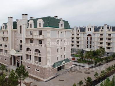 4-комнатная квартира, 265 м², 2/5 этаж, Домалак Ана за 170 млн 〒 в Астане, Есильский р-н