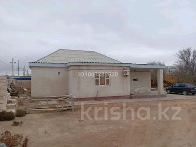 Отдельный дом · 5 комнат · 180 м² · 10 сот., Тенге аулы Нұрым Шыршыгулулы 27 а — Ершабай за 14 млн ₸ в Жанаозен