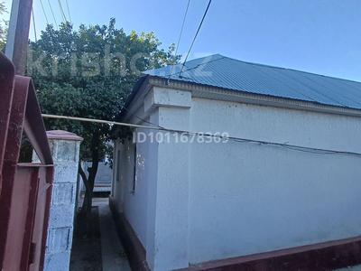 Отдельный дом · 4 комнаты · 80 м² · 6.2 сот., Некрасов көш. — 8 ші емханасына жақын за 21 млн ₸ в Таразе