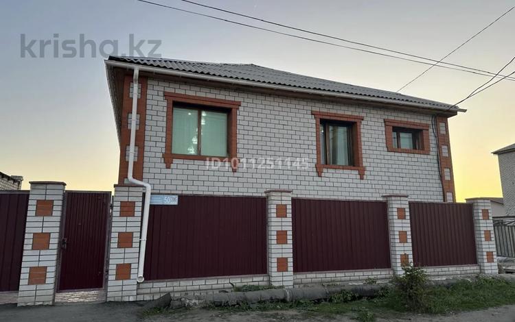 Жеке үй · 5 бөлме · 200 м², Кошербаева 50, бағасы: 100 000 ₸ в Экибастузе — фото 2