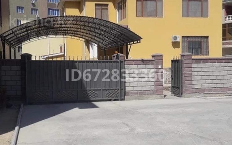 Часть дома · 7 комнат · 400 м² · 10 сот., 17-й мкр 60 за 230 млн 〒 в Актау — фото 2