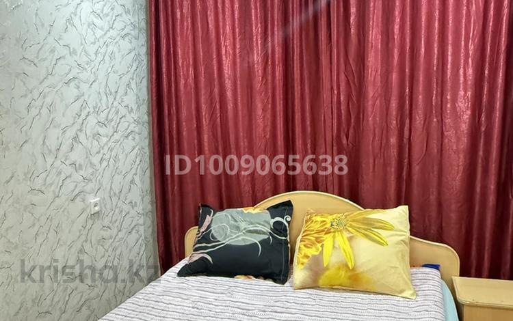 2-комнатная квартира · 45 м² · 2/5 этаж, Абая 97 — ЦОН Самади март за 250 000 〒 в Жезказгане — фото 2