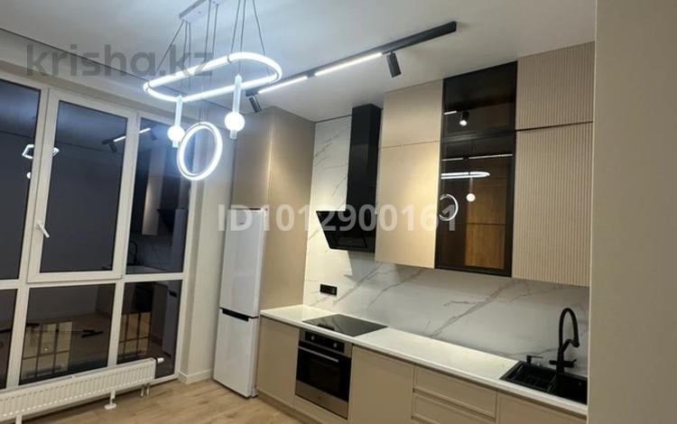 2-бөлмелі пәтер · 70 м² · 9/16 қабат, Абая 165 — Тургут Озала, бағасы: 83.5 млн ₸ в Алматы, Алмалинский р-н — фото 2