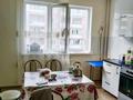 3-бөлмелі пәтер · 80 м² · 2/5 қабат, 13-шағынаудан 22, бағасы: 250 000 ₸ в Алматы, Алатауский р-н — фото 3