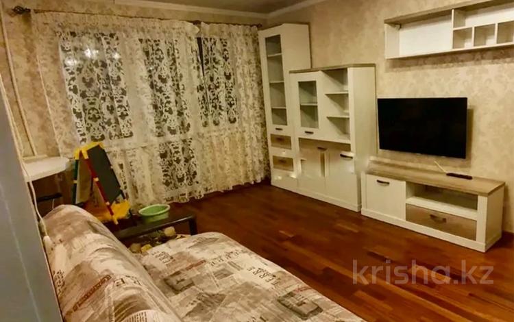 3-комнатная квартира, 58 м², 3/5 этаж помесячно, Абдирова 36/2