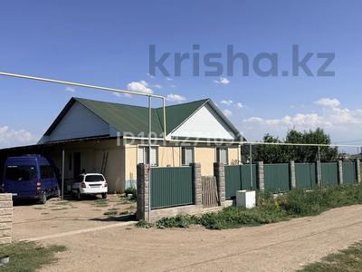 Отдельный дом · 4 комнаты · 170 м² · 8 сот., Карасай батыр 177 — Поселок Береке новостройка за 37 млн ₸ в Ельтае