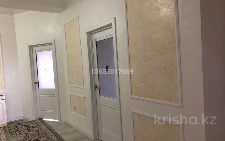 4-бөлмелі пәтер · 145 м² · 1/5 қабат, мкр. Алтын орда, Мкр. Батыс-2 18г, бағасы: 53 млн ₸ в Актобе — фото 2