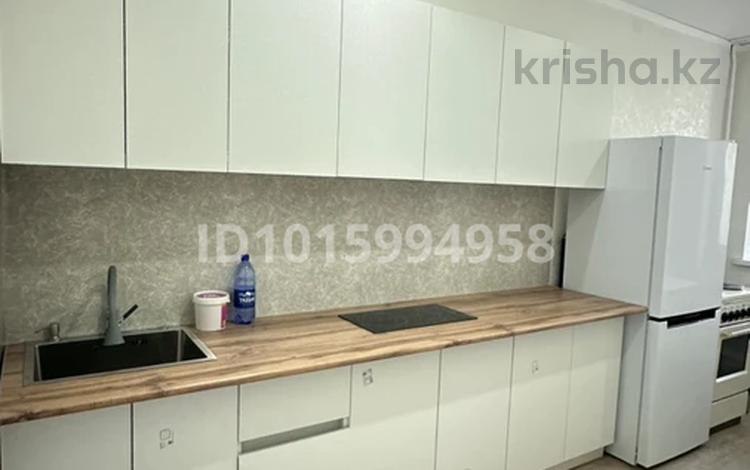 1-комнатная квартира · 35 м² · 3/9 этаж, Гагарина 80 за 150 000 ₸ в Павлодаре — фото 2