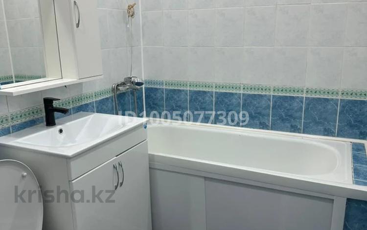 1-бөлмелі пәтер · 35 м² · 1/3 қабат, Темир масина 37 — 1 подьезд, бағасы: 12 000 ₸ в Уральске — фото 2