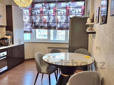 2-бөлмелі пәтер · 58 м² · 2/5 қабат, мкр Жулдыз-1, Дунентаева, бағасы: 33.5 млн ₸ в Алматы, Турксибский р-н