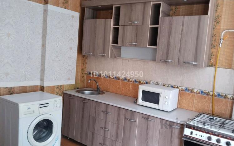1-комнатная квартира · 45 м² · 4/9 этаж, мкр Жетысу-4, Момышулы 2 — Абая за 250 000 ₸ в Алматы, Ауэзовский р-н — фото 2