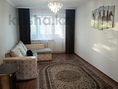 2-комнатная квартира · 50 м² · 5/5 этаж, мкр Юго-Восток, Сатыбалдина — Средняя школа №15, Средняя школа №27, Школа-лицей №57 им. С. Саттарова, Ясли-сад №41 "Гүлдер" за 14.5 млн ₸ в Караганде, Казыбек би р-н