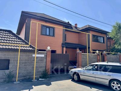 Отдельный дом · 5 комнат · 360 м² · 10 сот., Уалиханова 12 — Пересичение улица Республика за 85 млн ₸ в Косшы